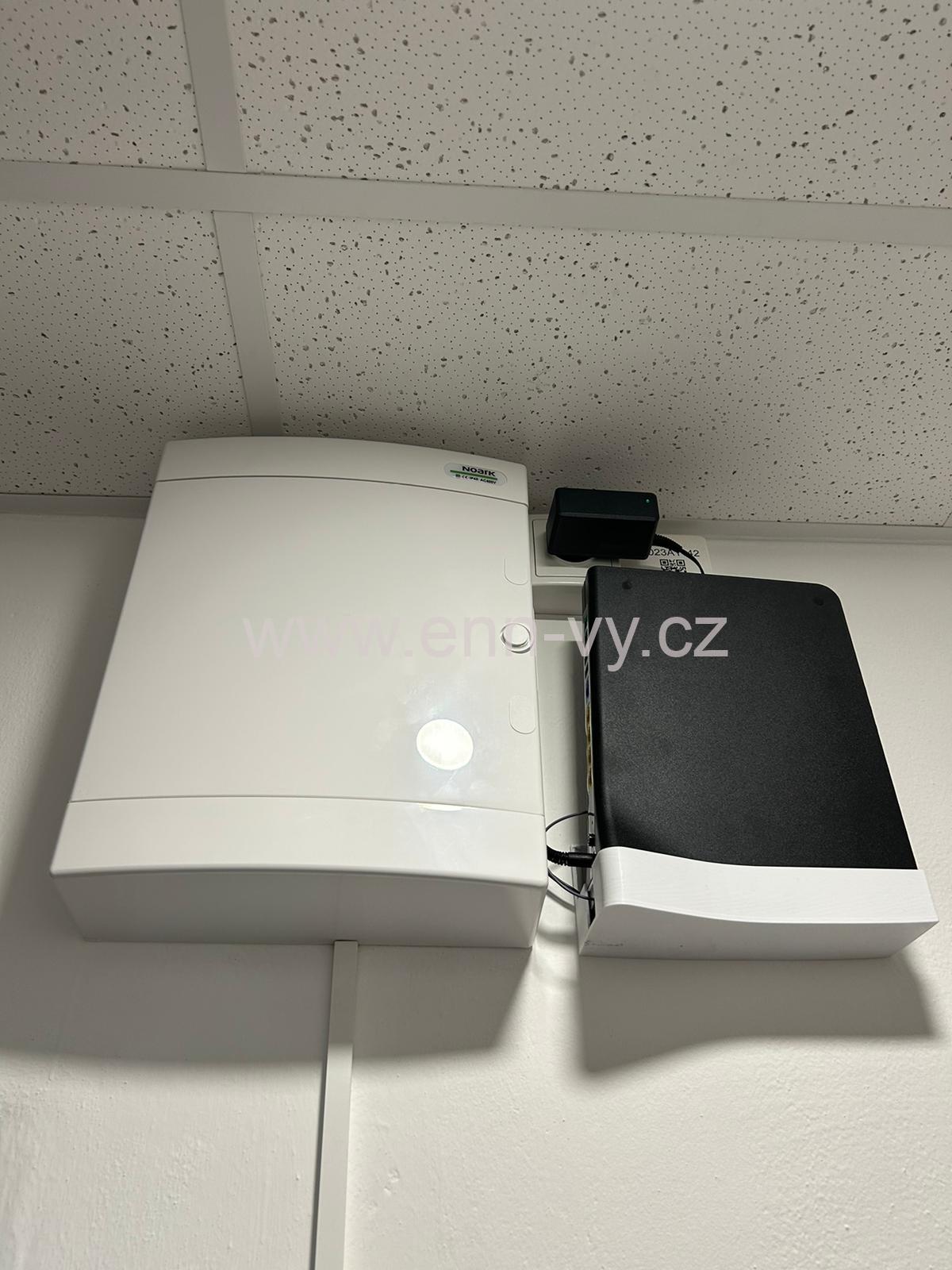 Držák na router Seagecom 5670 